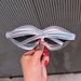 Fashion Y2K Sunglasses For Women One Piece Special Shaped Mouth Pearl Lines Exaggerated Sunglasses For Women Ins_viptrois.com