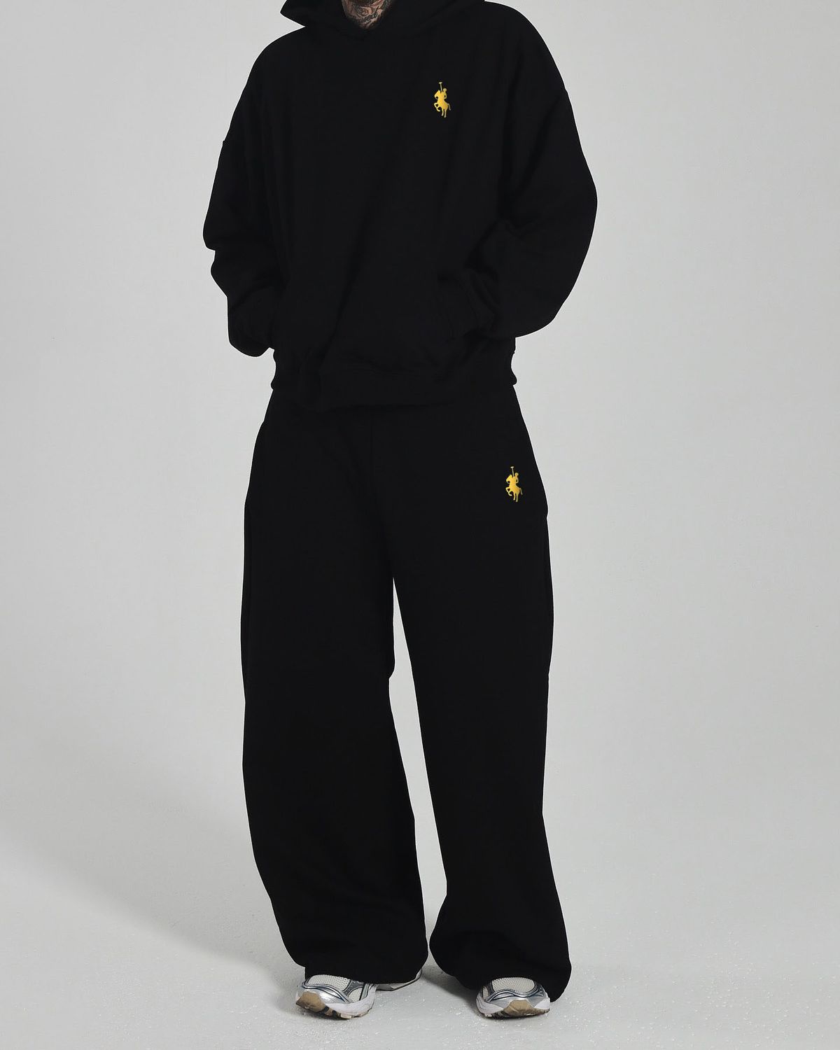 Men’s Pony Print Hoodie Set – Trendy Streetwear Pullover & Joggers (96% Polyester, Black, S-XXXL)_viptrois.com