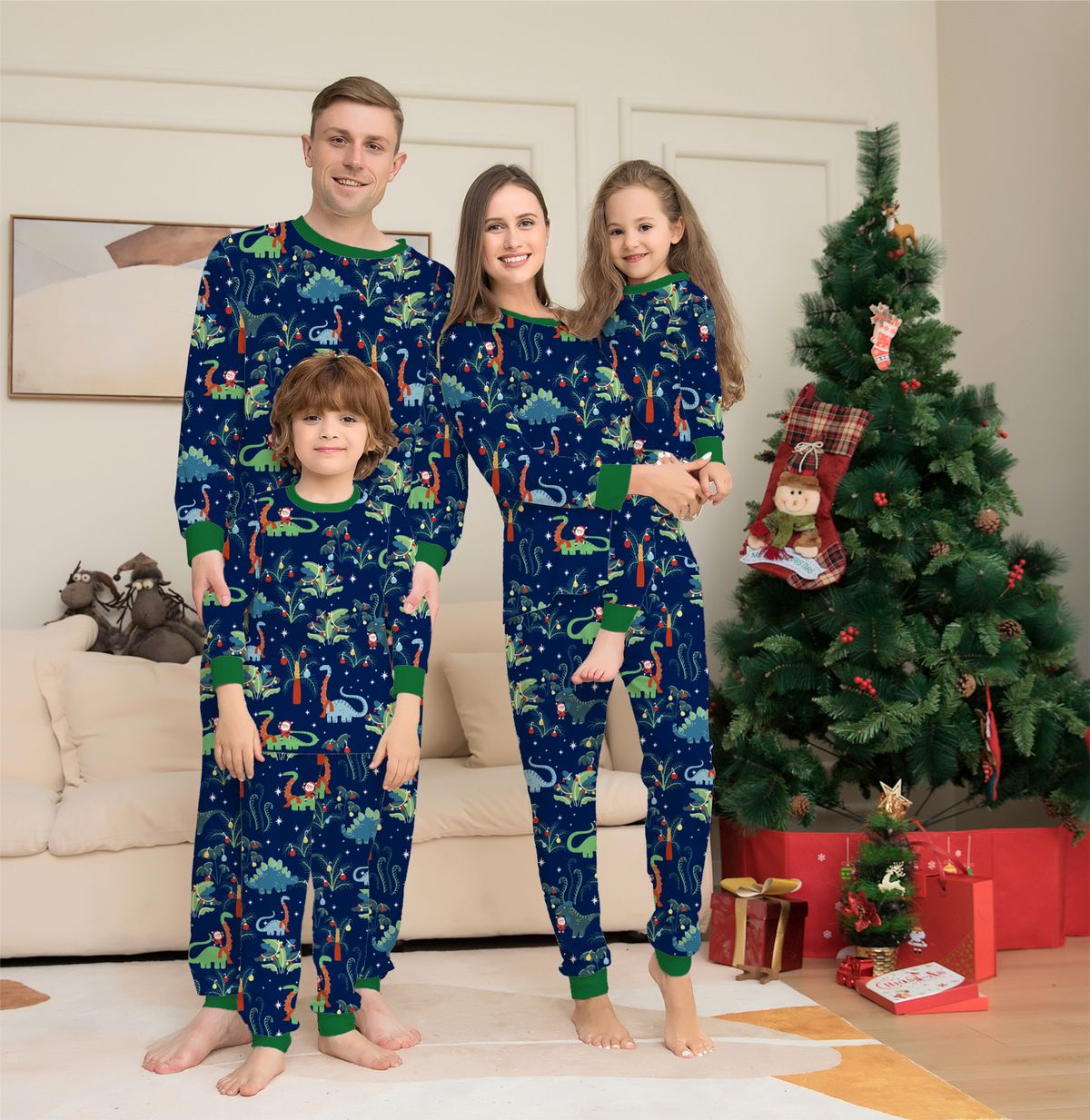 Christmas Cotton Printed Family Baby Boys and Girls Baby with Dog Europhobia Christmas Family pajamas_viptrois.com