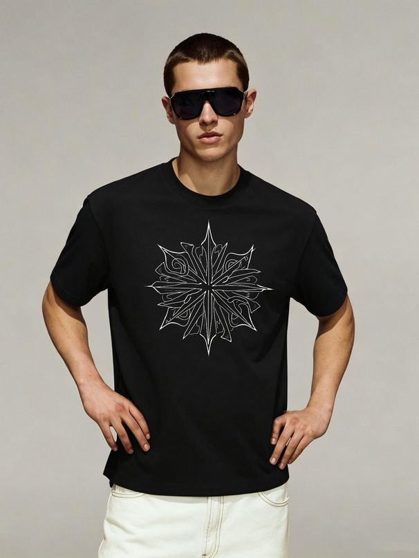 Dark Streetwear Loose Fit Tribal Starburst Line Art Graphic Cotton T-Shirt Men's Casual Versatile Top_viptrois.com