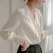 2025 Spring And Autumn French V-Neck For Women, Long Sleeved Satin Top, Commuting Design, Niche Professional Shirt_viptrois.com