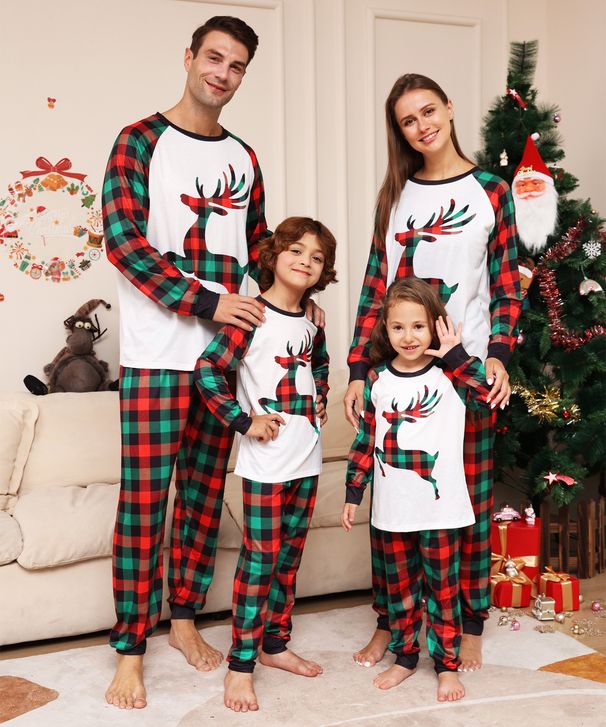 Christmas family home wear plaid fawn print round neck pajamas set_viptrois.com