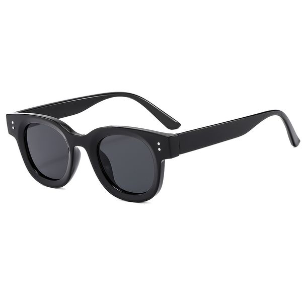 Men's Sunglasses New Oval Frame Rice Nail High End Sunglasses Retro Fashion Street Shooting Slim Anti Ultraviolet Sunglasses_viptrois.com