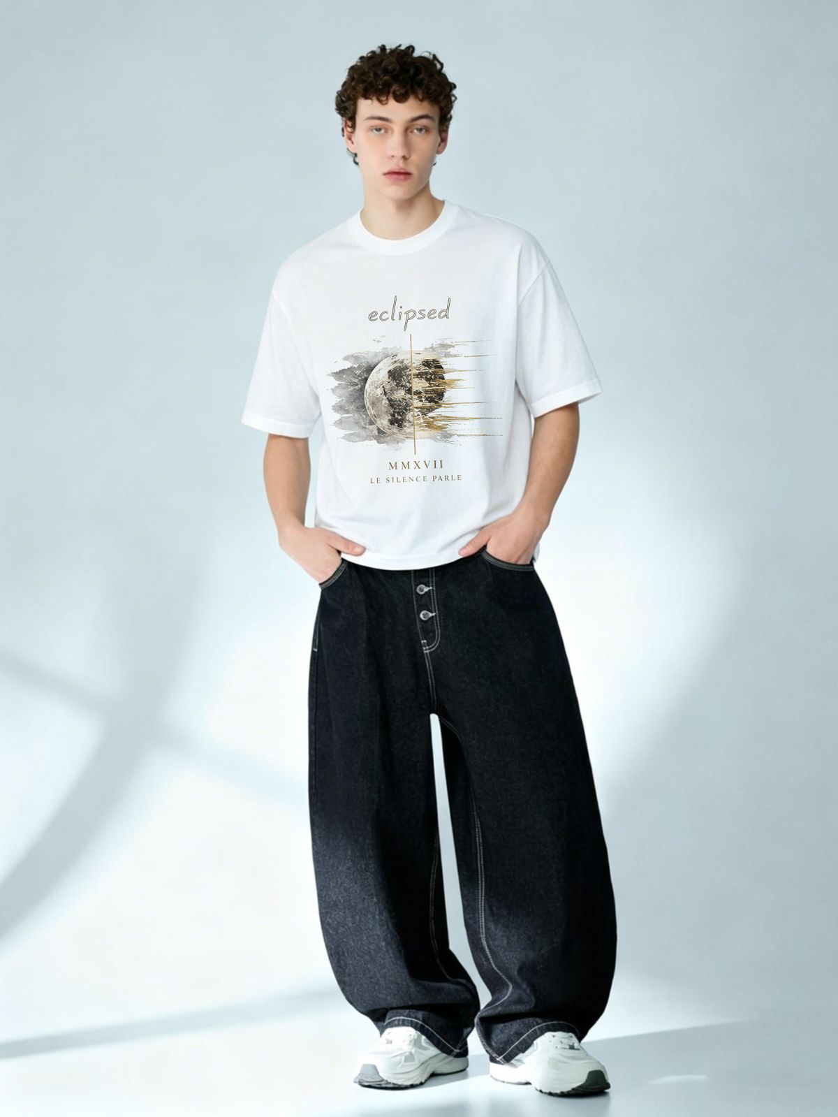 European Style Men's Short Sleeve T-Shirt, ECLIPSED Watercolor Moon Print, Casual Round Neck Tee_viptrois.com