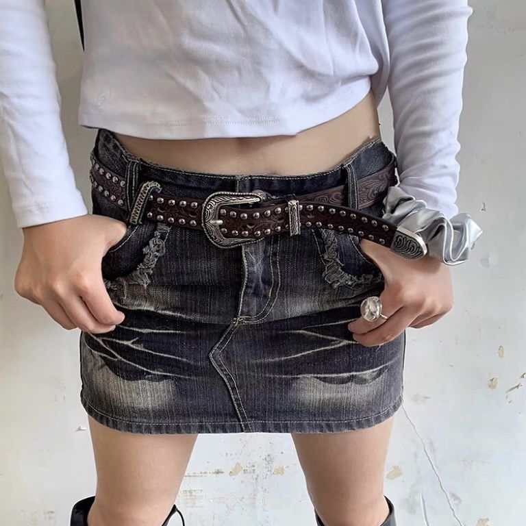 Western style distressed threaded rivet embossed belt, niche personality, versatile y2k spicy girl decorative belt_viptrois.com