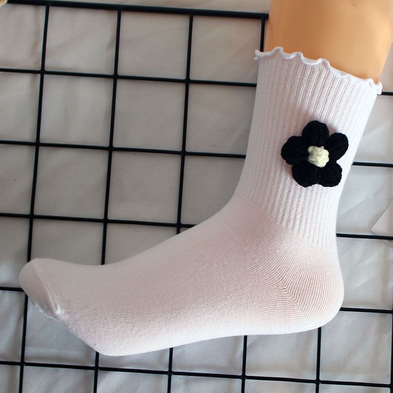 Socks Fashion Wool Flower Socks Women's Wooden Ear Edge Handmade Flower Women's Socks Sweet Three Dimensional Flower Mid Tube Socks Ins Socks_viptrois.com