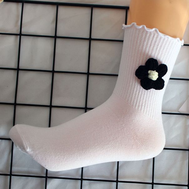 Socks Fashion Wool Flower Socks Women's Wooden Ear Edge Handmade Flower Women's Socks Sweet Three Dimensional Flower Mid Tube Socks Ins Socks_viptrois.com