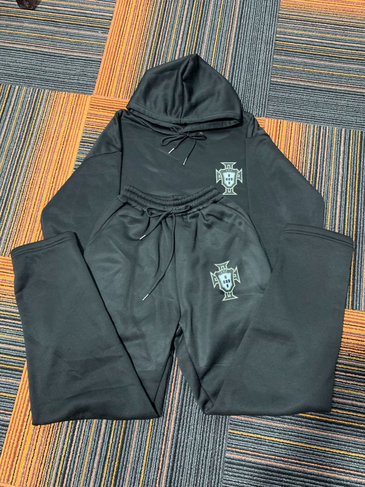 Autumn And Winter New American Style Long Sleeved Hooded Shirt Loose Casual Trousers Japanese Style Sweater Suit Men_viptrois.com