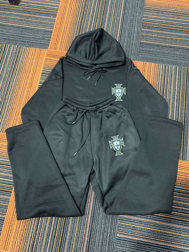 Autumn And Winter New American Style Long Sleeved Hooded Shirt Loose Casual Trousers Japanese Style Sweater Suit Men_viptrois.com