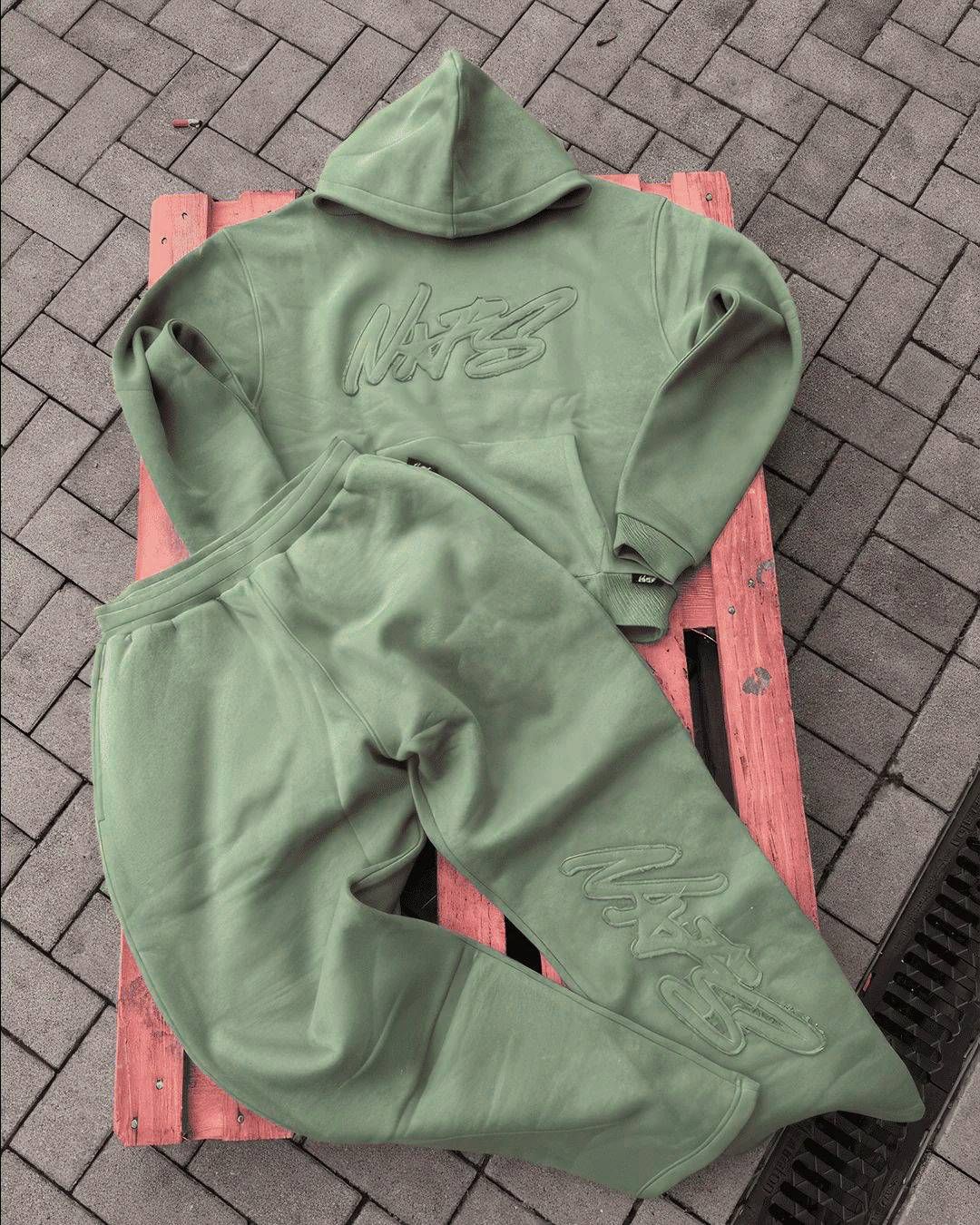 Men's Clothing Spring And Autumn New Fashion Printed Long Sleeve Sports Leisure Sweater Suit_viptrois.com