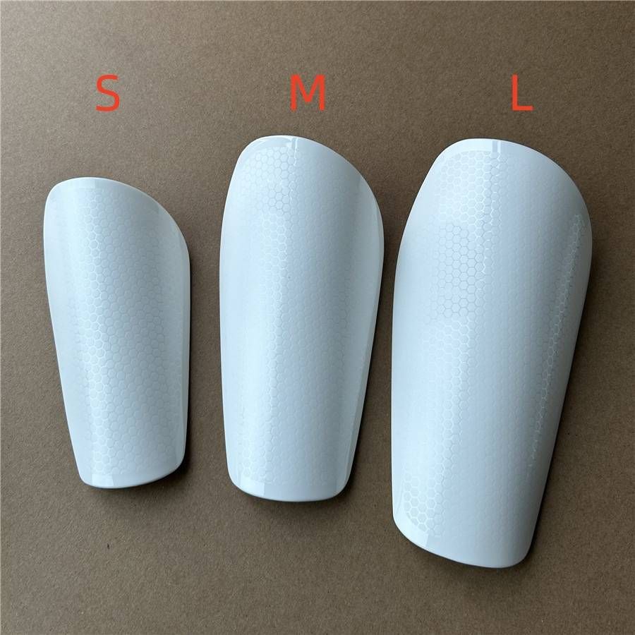 High-Temperature Resistant Football Shin Guards With Sublimation Printing - PBT Material For Premium Transfer Use - Customizable Sizes (S/M/L)_viptrois.com