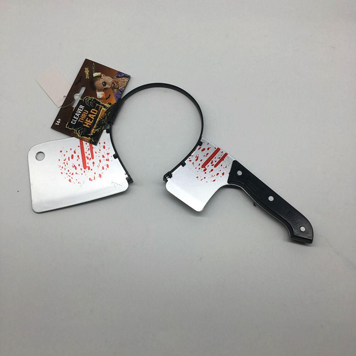Halloween Props Piercing The Head Blood Kitchen Knife Horror Party Zombies Cosplay Prank Saw Headband Simulation Axe_viptrois.com
