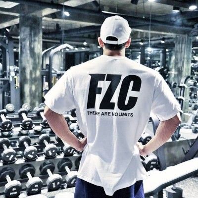 Fitness T-shirt Sportswear For Men Cotton Round Neck Black White Summer Style Sweat Absorbing And Breathable Short_viptrois.com