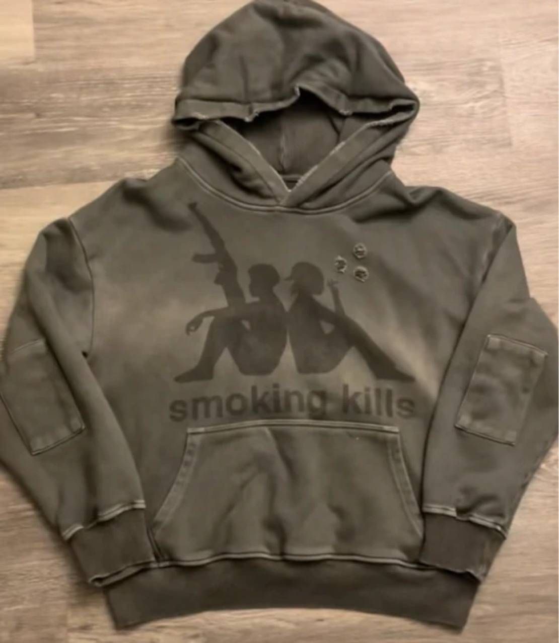 Vintage Washed Hoodie With Distressed Letter Print – Oversized Unisex Streetwear For Men & Women_viptrois.com