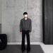 Minimalist Cropped Bomber Jacket – Men’s Padded Shoulder Zip-Up Coat, Solid Color Pilot-Inspired Streetwear_viptrois.com