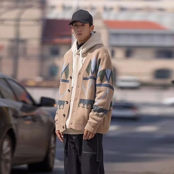 Autumn And Winter V-neck Knitted Sweater Jacquard Contrasting Sweater Jacket Vintage Cardigan Sweater_viptrois.com