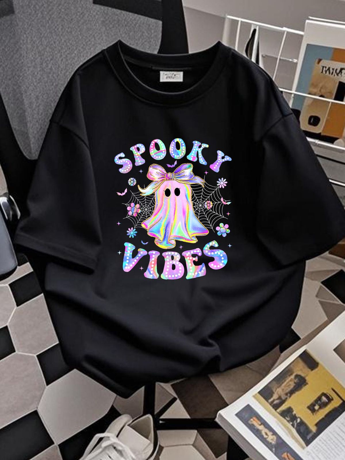 Spooky Vibes Ghost Retro Halloween Boo Boo Crew T-Shirt Fashion Comfortable Slightly Unisex Breathable Graphic Female Top For Everyday Wear Streetwear Stylish Stretched Print Round Neck Short Sleeve Casual Designer Clothes Summer_viptrois.com