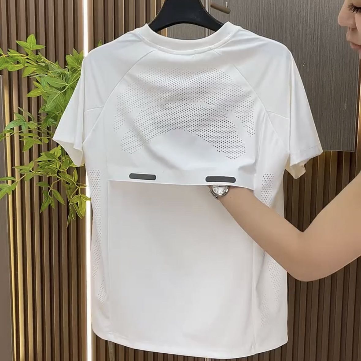 Men's Clothing Summer Fashion Breathable Quick Drying Casual Sports Suit Men's Ice Silk Elastic Trendy Versatile Short Sleeved Shorts Two Piece Suit_viptrois.com