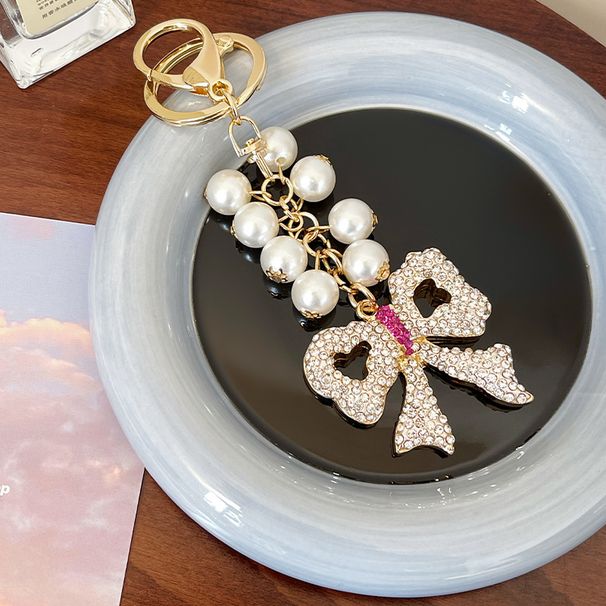 Handmade Series Pearl String Bow Shape Keychain Pendant Metal Diamond Bag Pendant Gift_viptrois.com