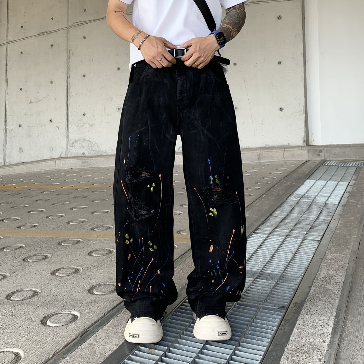 Men's Clothing High Street Summer New Paris Fashion Brand Loose Straight Ripped Jeans Ink Splash Personality Graffiti Handsome Men Thin Version_viptrois.com