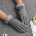 Winter warm women's outdoor windproof and water-repellent driving and riding can touch the screen plus velvet thickening_viptrois.com