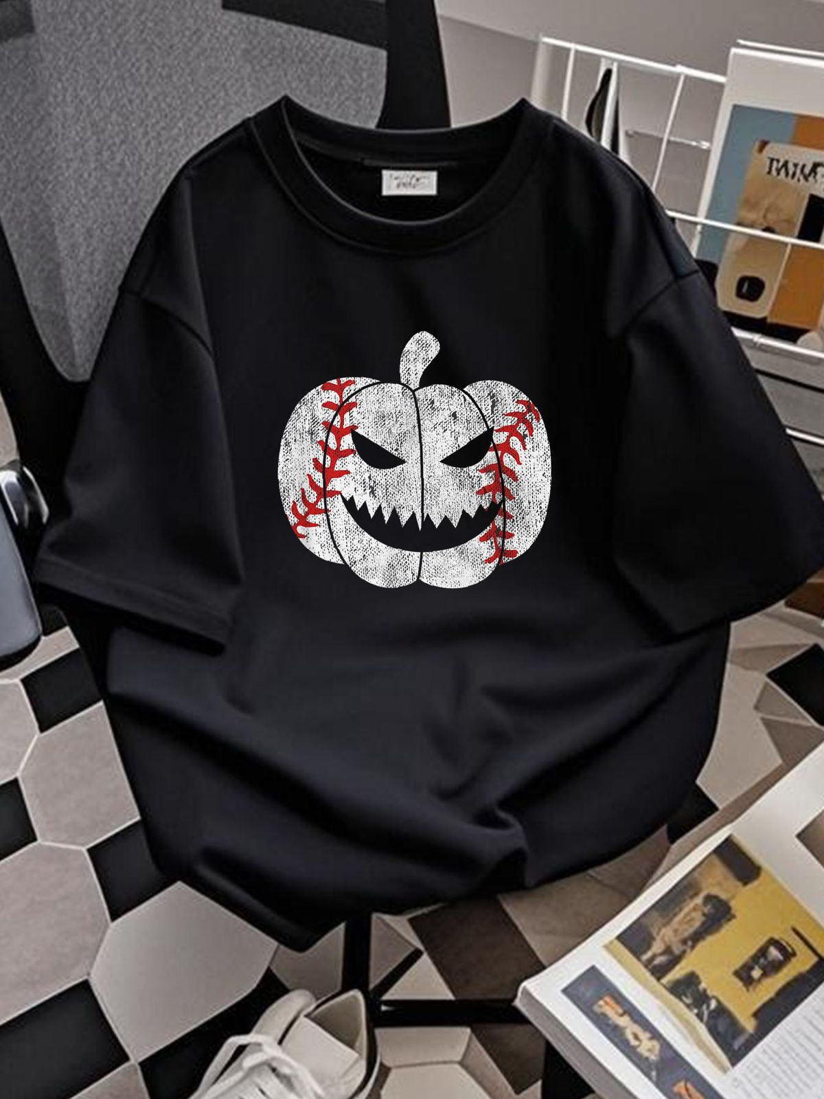 Baseball Player Scary Pumpkin Vintage Costume Halloween T-Shirt Women Graphic Casual Comfortable Stylish Summer Breathable Soft Designer Clothes Streetwear Unisex Fashion T-Shirt For Women Casual Print Round Neck Short Sleeve Female Stretched_viptrois.com