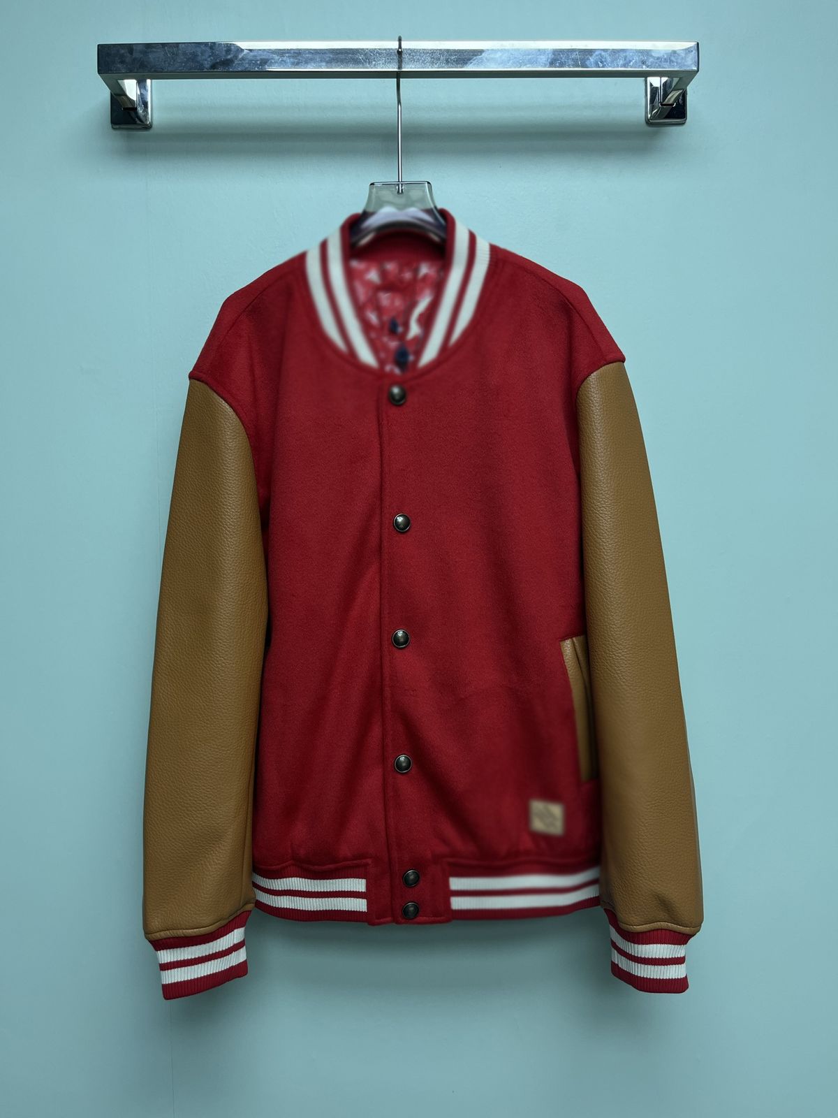 High Quality 2025 Autumn Winter New Red Wool Leather Baseball Jacket Loose Cardigan For Men And Women_viptrois.com