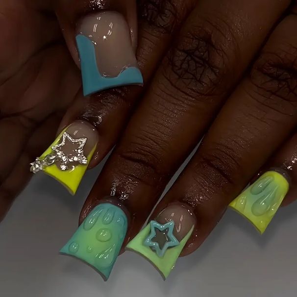Sweet Cool Star Gradient Water Drop Flash European And American Wearable Nail Duckbill Type Medium False Nails_viptrois.com