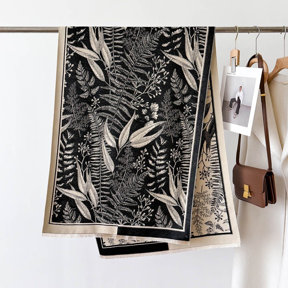 Vintage-Inspired Winter Scarf Shawl With Classic Landscape & Letter Print - Soft Faux Cashmere Wrap For Women & Men_viptrois.com