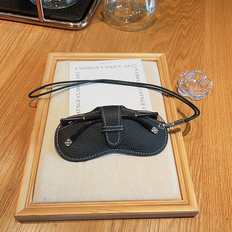 Neck Hanging Rope Portable Glasses Bag Men And Women Myopia Glasses Protective Cover Simple Leather Sun Sunglasses Box Storage Bag_viptrois.com