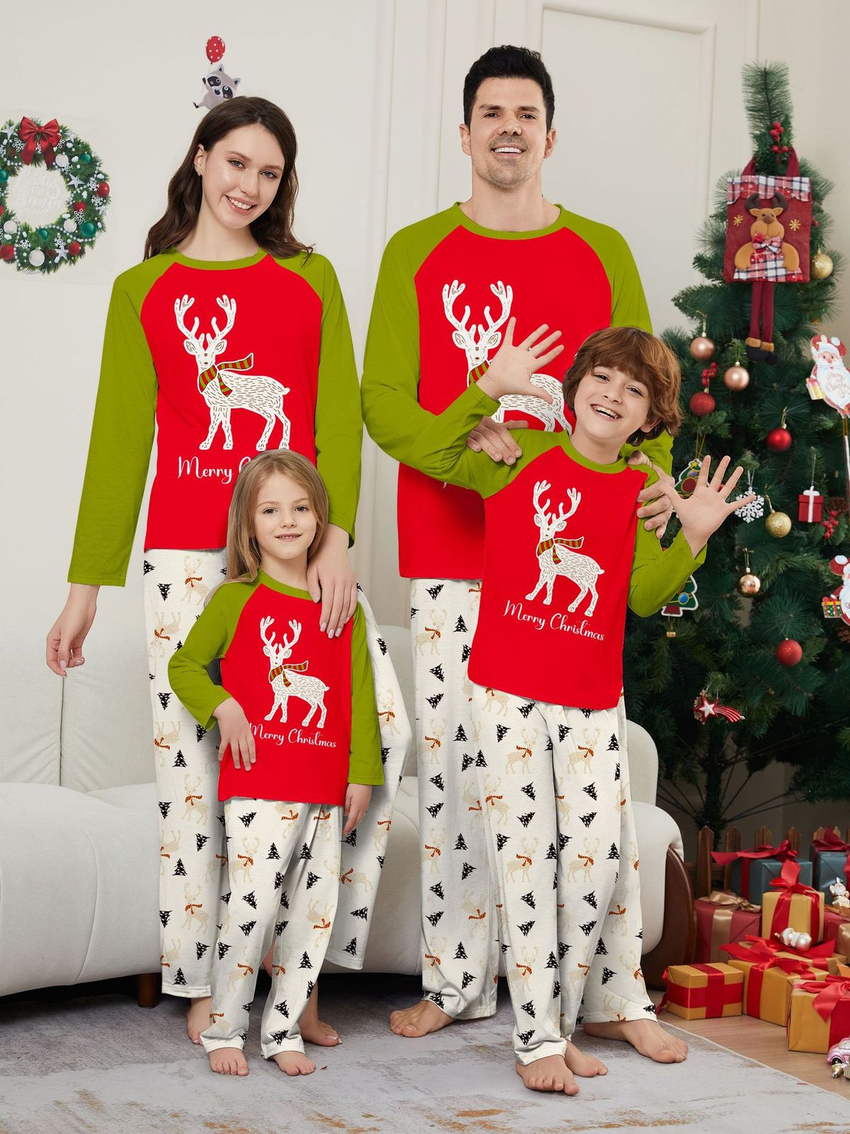 Christmas Santa Deer Christmas tree letters Christmas family suit printed homewear sleep_viptrois.com