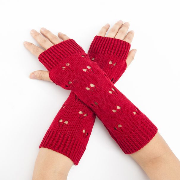 New Hollow Heart Knitted Autumn Winter Warm Arm Warmers Unisex Mid-Length Jacquard Fingerless Gloves_viptrois.com
