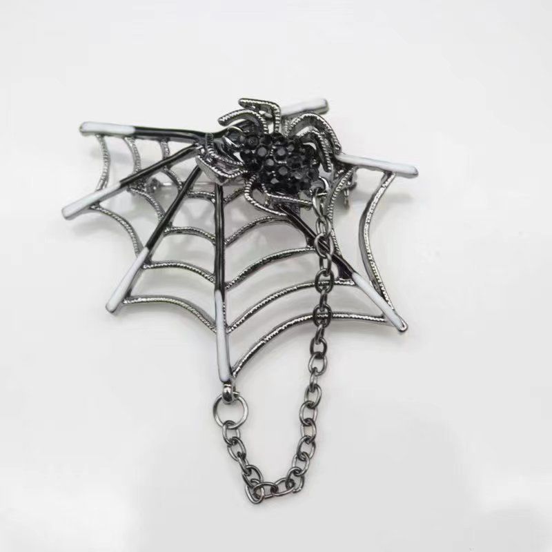 Halloween New Creative Fashionable Personalized Diamond Spider Brooch Flower Clothing Accessory_viptrois.com