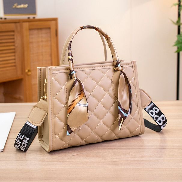 Women's New Fashion Quilted Shoulder Bag - Casual Square Crossbody Purse With Floral Embroidery & Letter Print Strap_viptrois.com