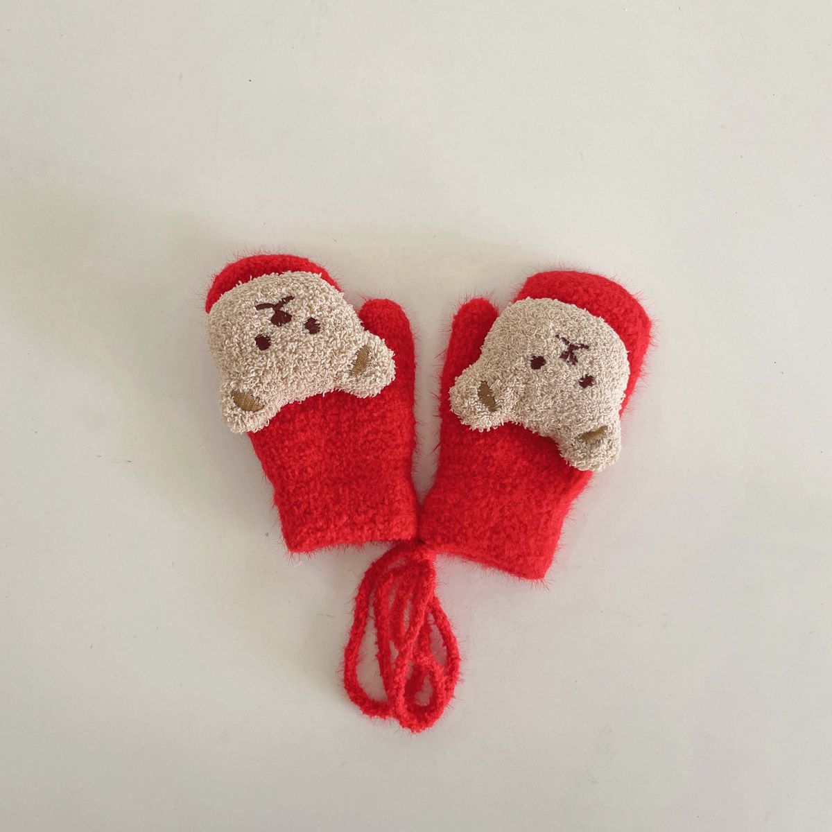 Children's gloves Winter ins Cubs for boys and girls fleece thickened warm mittens with neck hanging baby gloves_viptrois.com