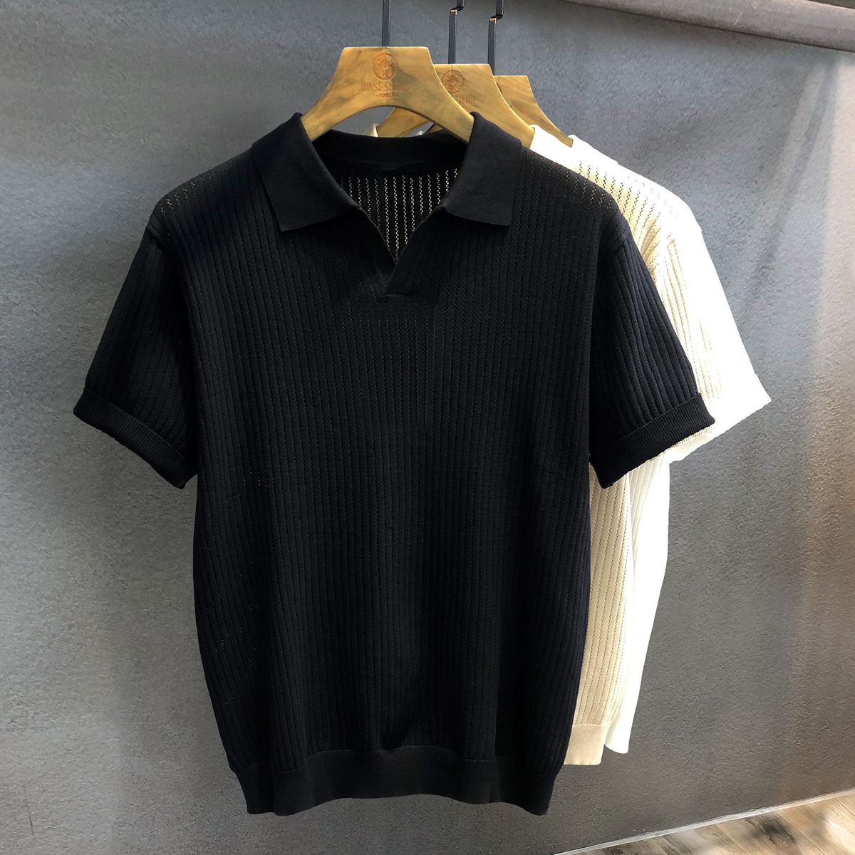 Men's Short Sleeve Polo Shirt V Neck Seagull Collar Hollow out Textured Knitwear Old Money Style Summer T-Shirt_viptrois.com