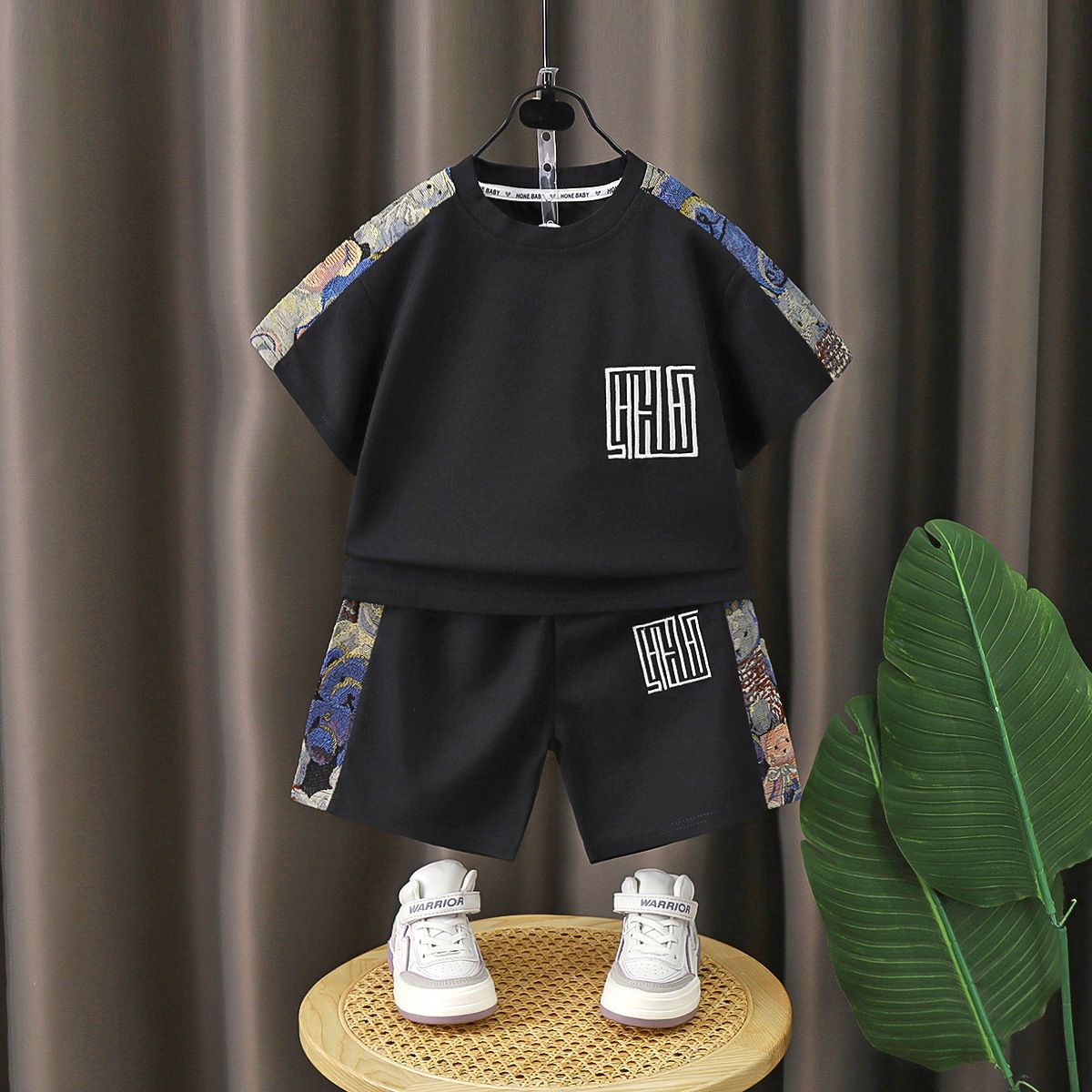 2025 New Children's National Style Embroidery Short Sleeved Shorts Suit Boys Summer Thin Style Casual Two Piece Suit_viptrois.com