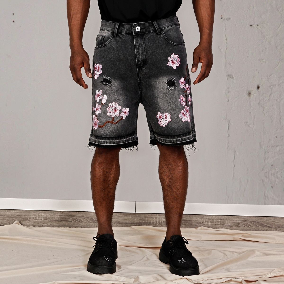 Men's Clothing Men's Cherry Blossom Embroidered Ripped Jeans Slimming Denim Shorts Print Design Fashionable Casual_viptrois.com