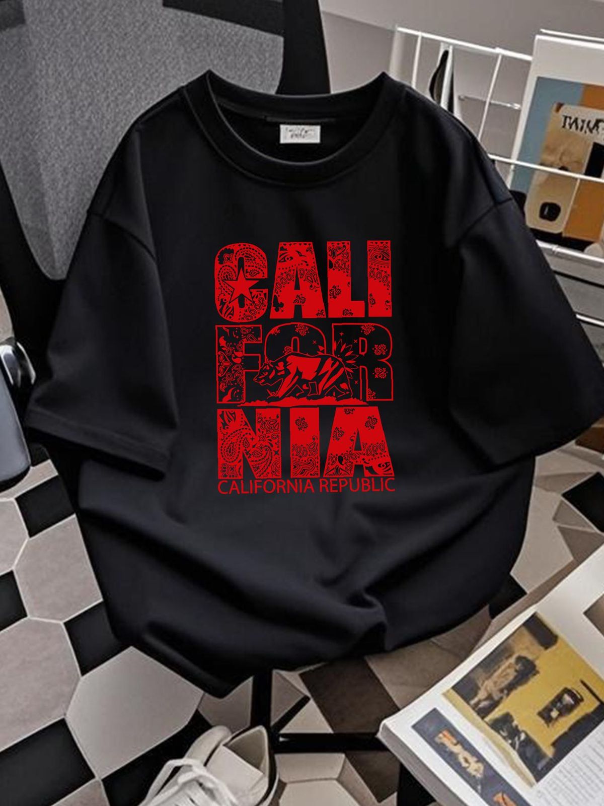Red Bandana Print T Shirt Northern California Republic Cali Califas Blood Rap Streetwear Unisex Soft Slightly Summer Stylish Breathable Versatile_viptrois.com
