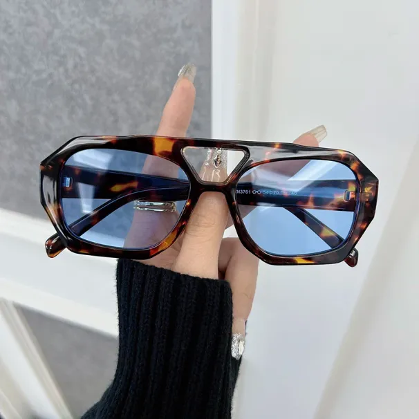 Designer Sunglasses New Square Sunglasses Women Brand Designer Fashion Leopard Frame Sunglasses Female Vintage Outdoor Shades Sunglasses_viptrois.com