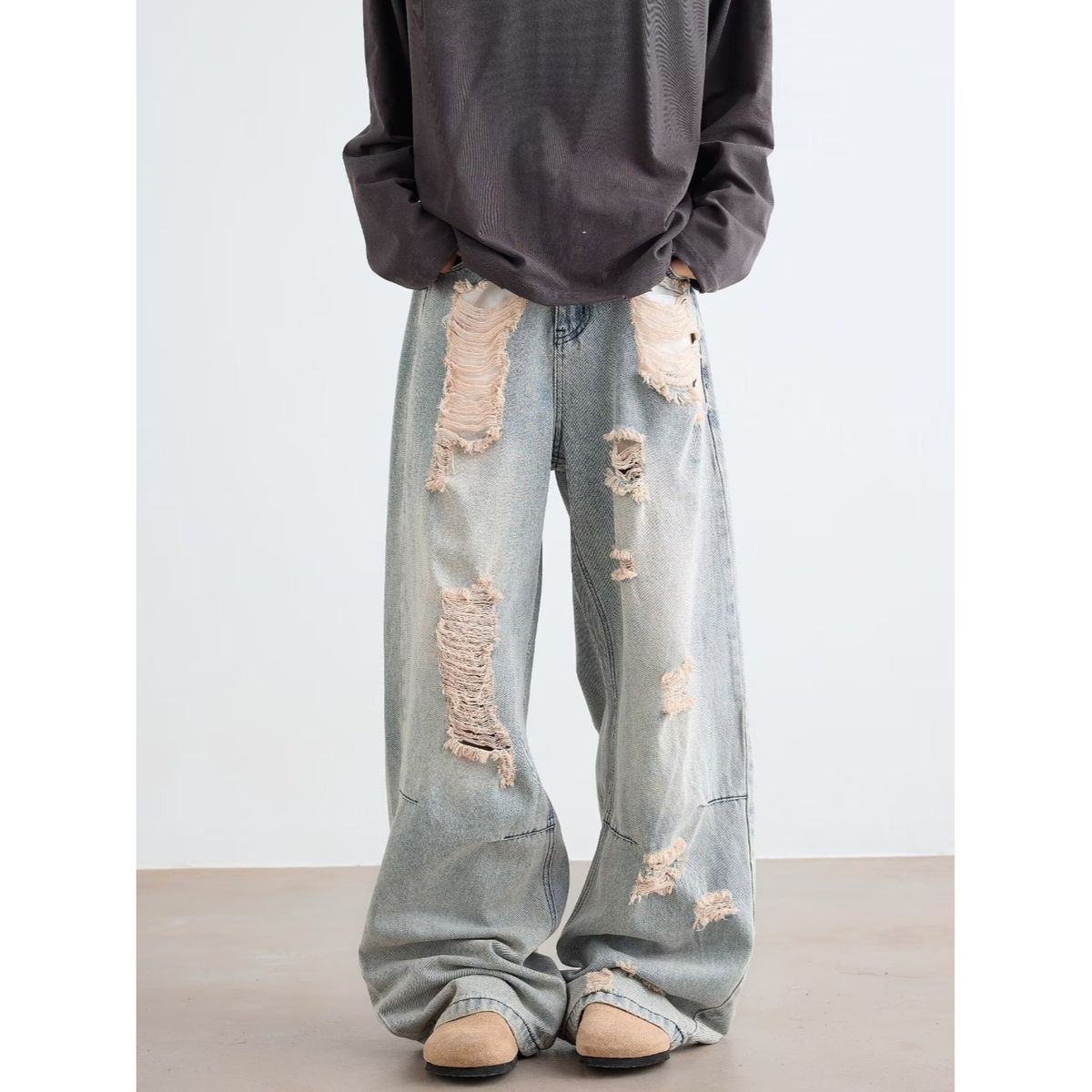 Light Blue Washed Ripped Beggar Pants Men And Women Loose Street Design Fashionable Jeans_viptrois.com
