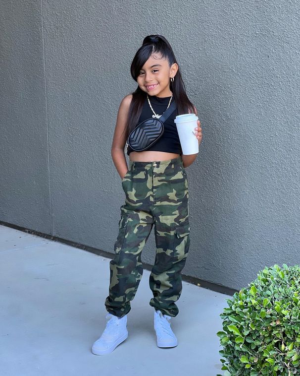 Mother & Kids European and American cross-border fashion suit trendy vest + camouflage hip-hop overalls two-piece set trendy girls YM118_viptrois.com