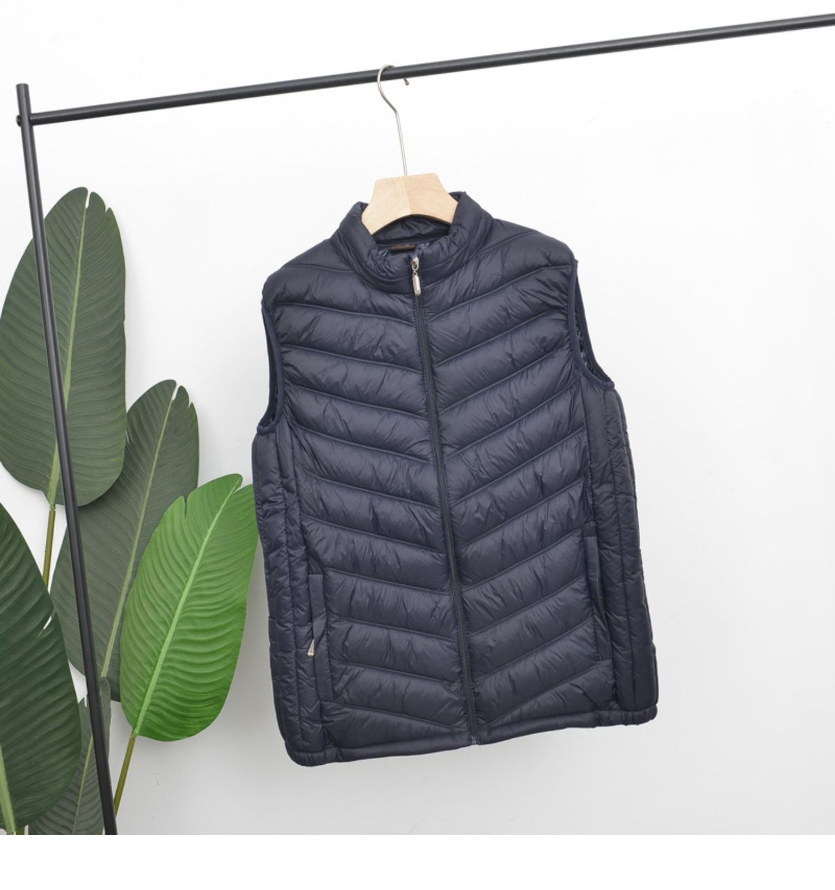 "Men's Stand Collar Quilted Down Vest – Winter-Weight Sleeveless Jacket (Classic Black/Dark Blue/Greyish, 2XL-5XL)"_viptrois.com