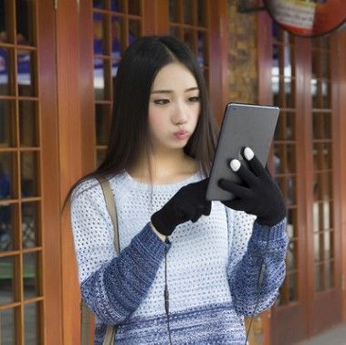 Spot batch of unisex usb heating gloves touch screen heating gloves_viptrois.com