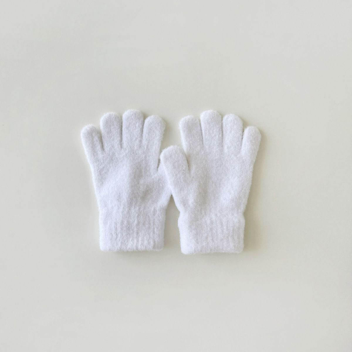 Children's gloves Winter ins solid color warm men's and women's baby five-finger gloves_viptrois.com