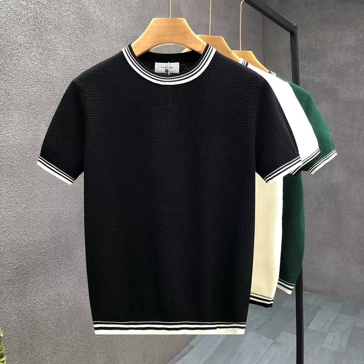 Men's Factory Direct Sales Of Cross Border Summer Knitwear For Men, Round Neck, Cool Silk, Youth Short Sleeved Base Shirt, Color Blocked Slim Fit Top._viptrois.com