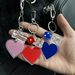 Asymmetric Acrylic Heart Keychain - 3D Crystal-Like Charm For Girls & Couples (Red/Blue/Pink, Non-Toxic Light Reflective)_viptrois.com