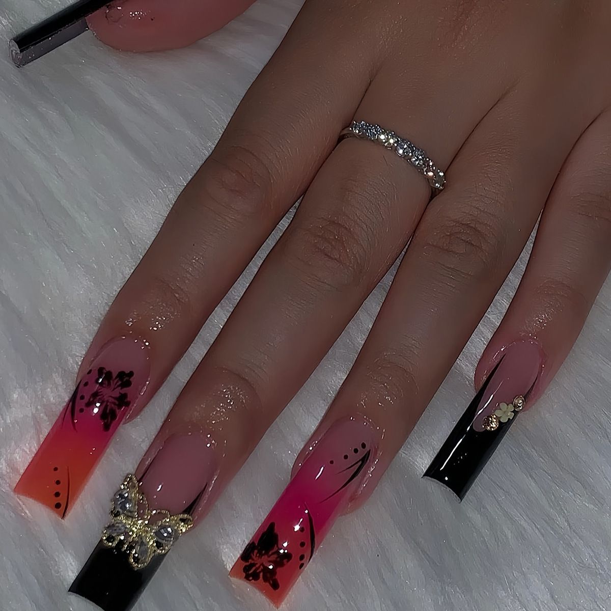 European And American Wearable Nail Rendering Nail Piece Sweet Cool Butterfly Long European Square Shape False Nail Finished Product_viptrois.com