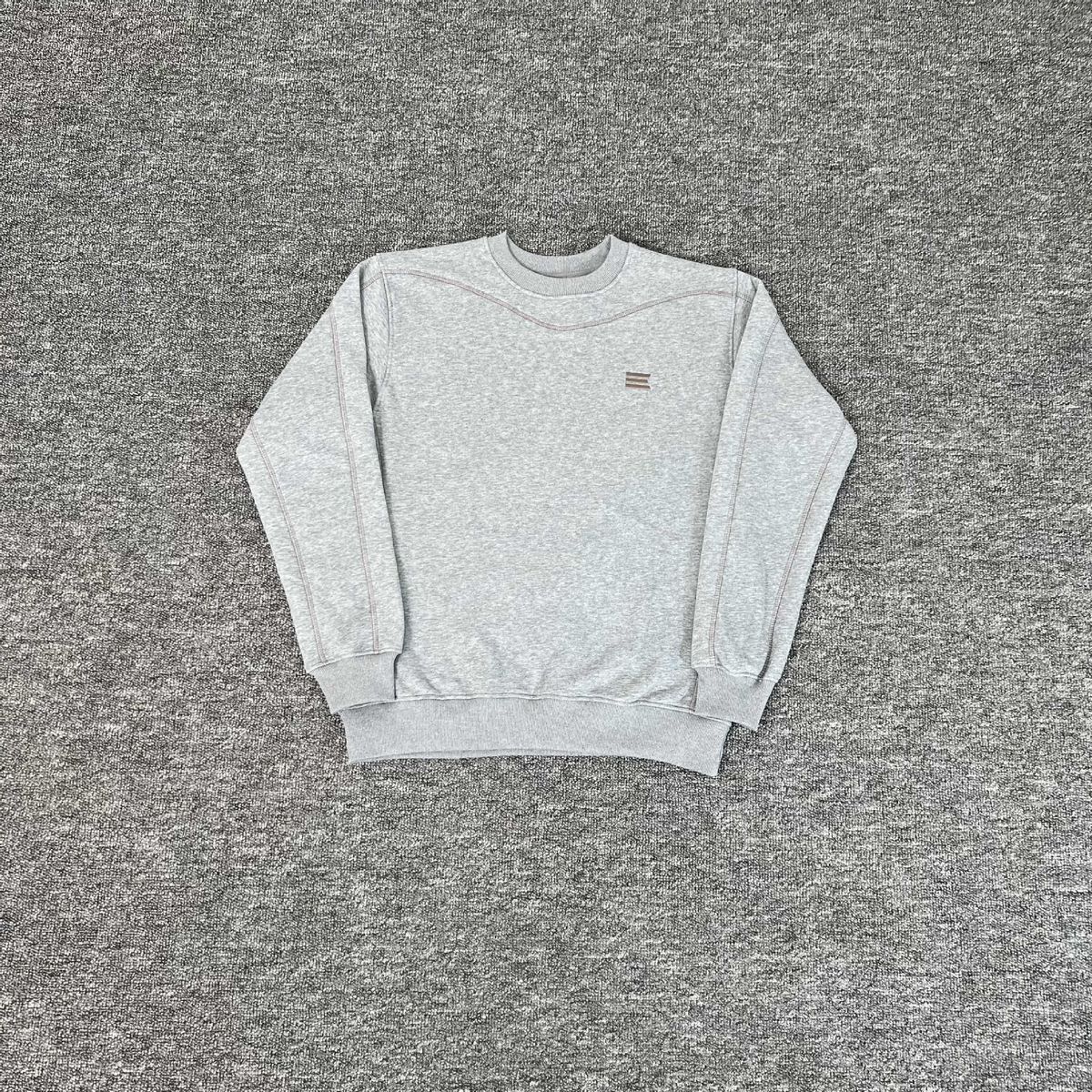 Minimalist Embroidered Sweatsuit – Oversized Fleece Hoodie & Jogger Set (Grey/Black, S-XL)_viptrois.com