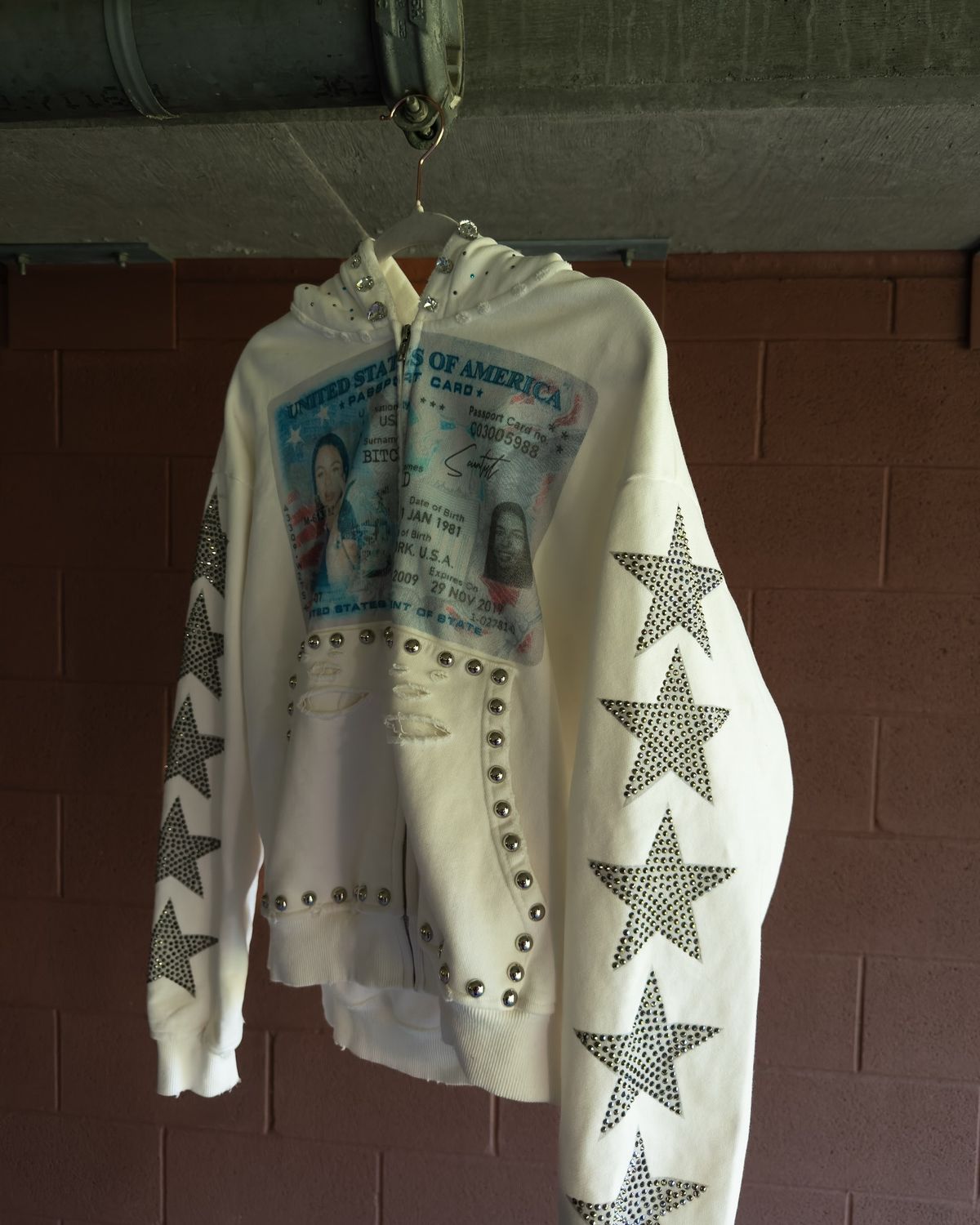 Unisex Graphic Hoodie – Diamond Star & Letter Print Streetwear (White, S-XL) Oversized Fit_viptrois.com